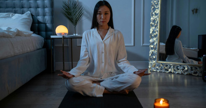Is It Better To Meditate In The Dark - The Complete Guide
